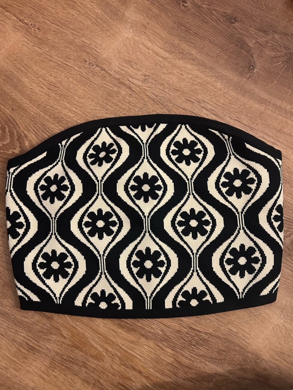 NWT Finders Keepers Black White Jacquard Bandeau Top Strapless Knit Crop